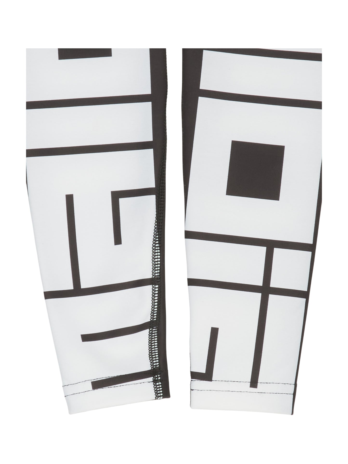 ArmwarmersM. Logo Armwarmers