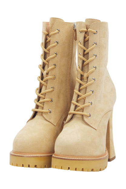 Moschino Schnürstiefeletten Size 40 Beige 