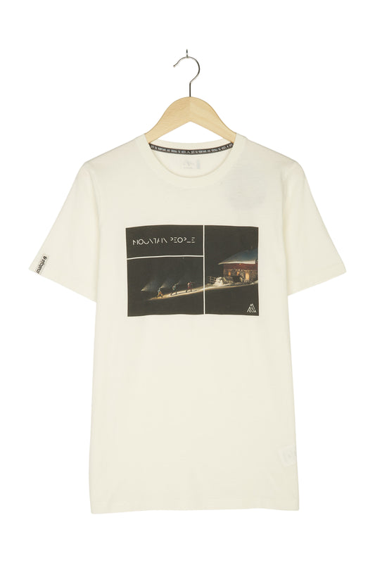 MARGNAM. T-Shirt