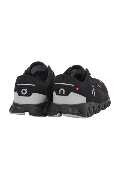 On Running Cloud X 3 Damen Sneaker - Schwarz