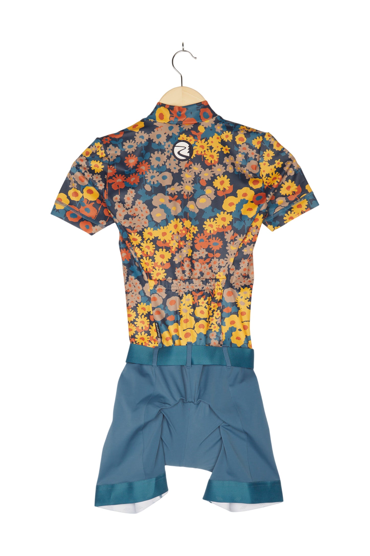 GentianaM. Bike Race Body 1/2