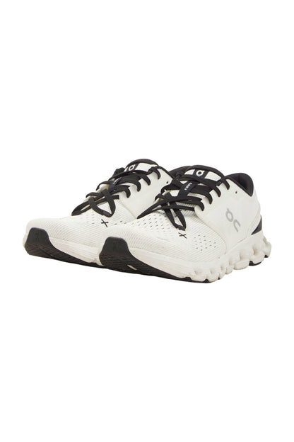 On Cloud X 4 Damen Laufschuhe - Weiß