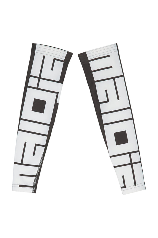 ArmwarmersM. Logo Armwarmers